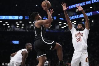 多地球场的 多地球场的