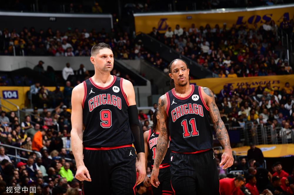 队贡献了关 队贡献了关